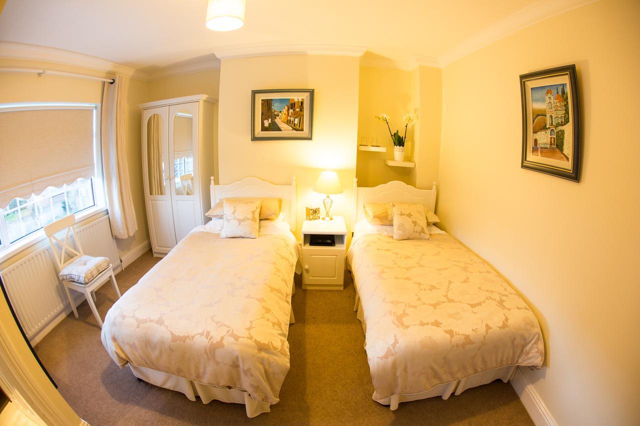 Shantalla Lodge Bed And Breakfast แซนทรี ภายนอก รูปภาพ